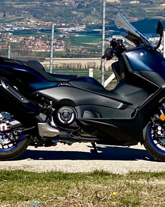Tmax 560