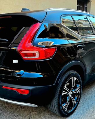 VOLVO XC40 T5 Recharge Plug-in Hybrid INSCRIPTION 