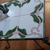 tavolinetto in ferro battuto 