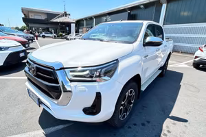 Toyota Hilux 4nd serie HILUX 2.4 EXECUTIVE AU...