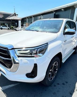 Toyota Hilux 4nd serie HILUX 2.4 EXECUTIVE AU...