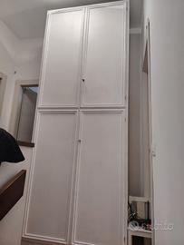 Armadio bianco 