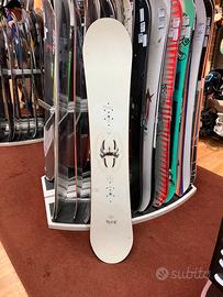 Snowboard donna burton Raven 145