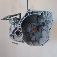 Cambio Nissan Micra 1.2 B 5M anno 2013