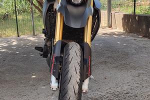 Aprilia dorsoduro750factory