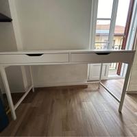 Scrivania Ikea