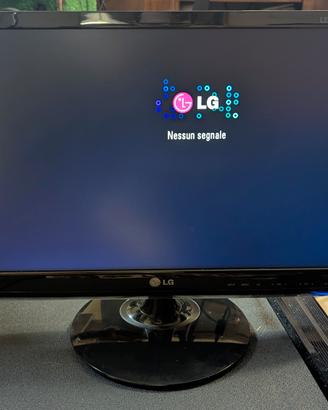 TV Monitor LG Flatron M2262D-PC 22"   