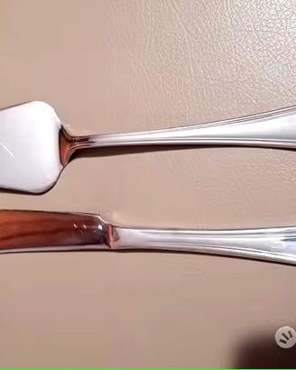 Paletta e coltello per dolci in ottone argentato