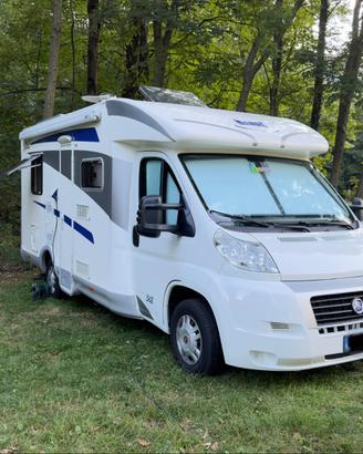 Camper Semintegrale Mc Louis Steel 562