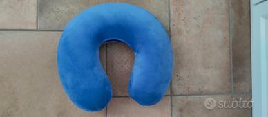 reggicollo x auto, sfoderabile in gommapiuma 