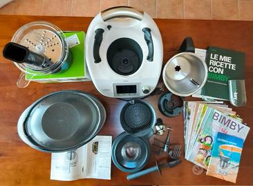 Bimby tm5 originale usato poco + accessori+omaggio