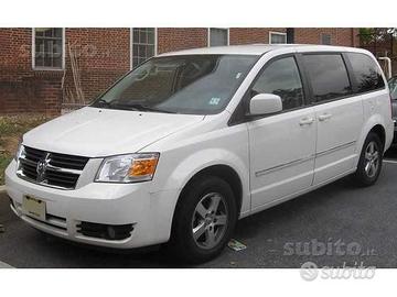 Parabrezza Dodge Grand Caravan (2008 in avanti)