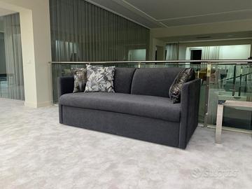 Divano letto matrimoniale marca HORO
