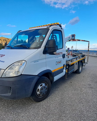 Iveco Daily torretta ISOLI -2011