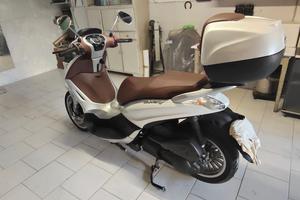 Beverly 300ie ABS ASR