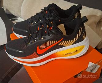 Nike Vomero 18  N43.5