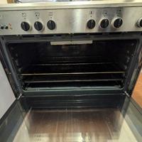 Cucina a gas con forno da 90cm 5 fuochi