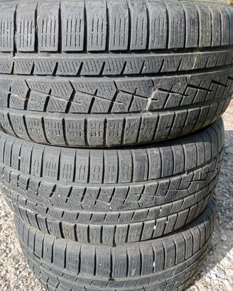 GOMME 225/50R17
