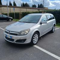 opel astra Sw 1.7 Cosmo
