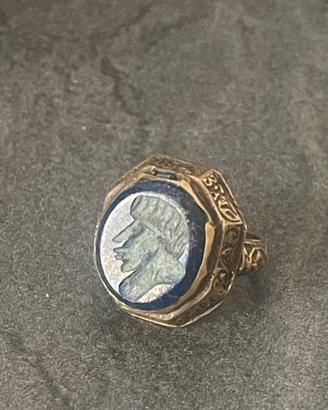 Anello Sigillo con cameo in Lapislazzuli