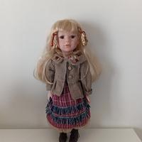 bambola di porcellana 