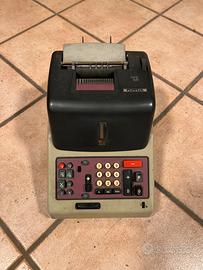 Macchina da scrivere Olivetti divisumma 24