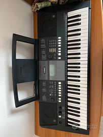 tastiera musicale yamaha psr E423