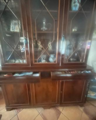 Credenza antica in mogano