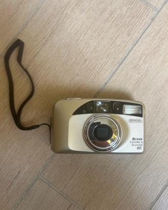 Macchina fotografica Brava Yashica Zoomate 80
