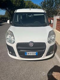 Fiat Doblo Autocarro 5 posti Gancio Traino