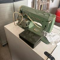 MACCHINA DA CUCIRE ANTICA