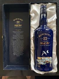 Bowmore 22 Single Malt blue ceramic
