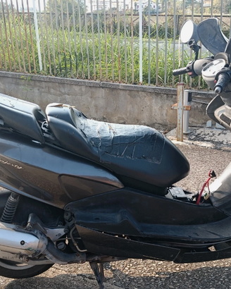 Yamaha majesty 125 2007 pezzi di ricambio Ultimi P