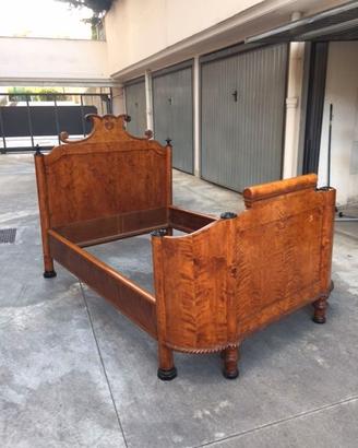 letto Biedermeier