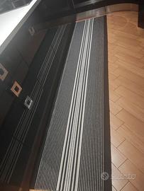 tappeto bianco e nero 300x67