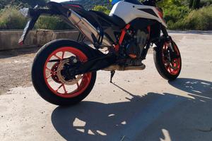 KTM DUKE 890 R 