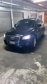 AUDI Q5 S Tronic Con Tetto permuta con aut piccola