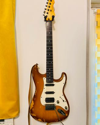 Chitarra Elettrica Strat Style HSS Relic EMG