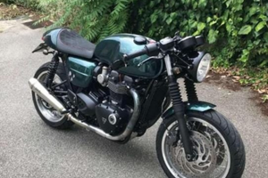 Triumph thruxton 1200