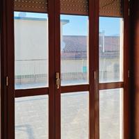 Infissi Alluminio effetto legno NOCE