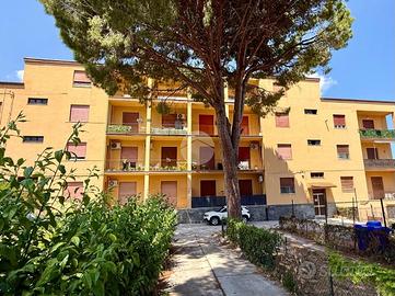 4 LOCALI A CARINI