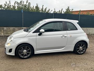 Abarth 595 1.4 Turbo T-Jet 140 CV