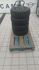 Pneumatici usati per auto