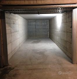 Box Doppio 28 MQ - Monza Centro - Via Spluga