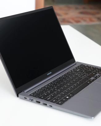 Samsung Galaxy Book4 i3 15.4" 256GB SSD 8GB RAM