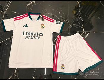 kit home Real Madrid 