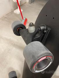 SURFSKATE Landyachtz - usato