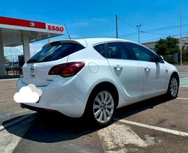 OPEL Astra 4ª serie - 2010