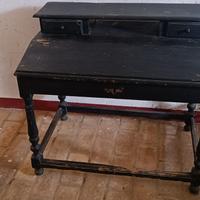 Scrittoio con ribaltina