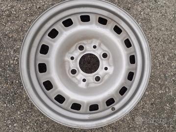 4 cerchi auto 13"con 4 fori